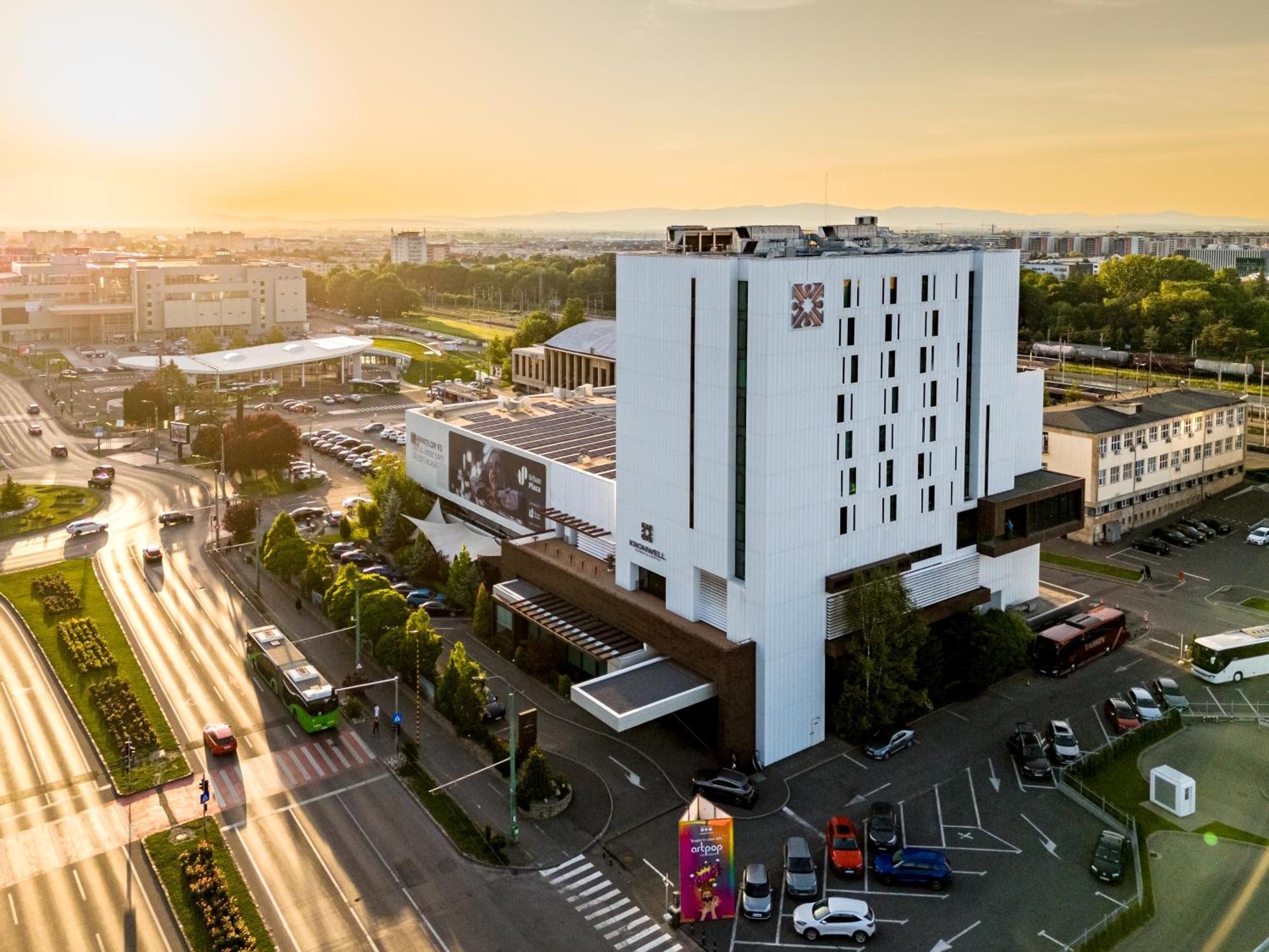 Hotel Kronwell Brașov Exterior foto